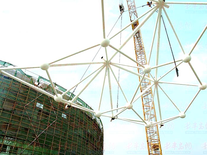 北宁体育馆网架安装